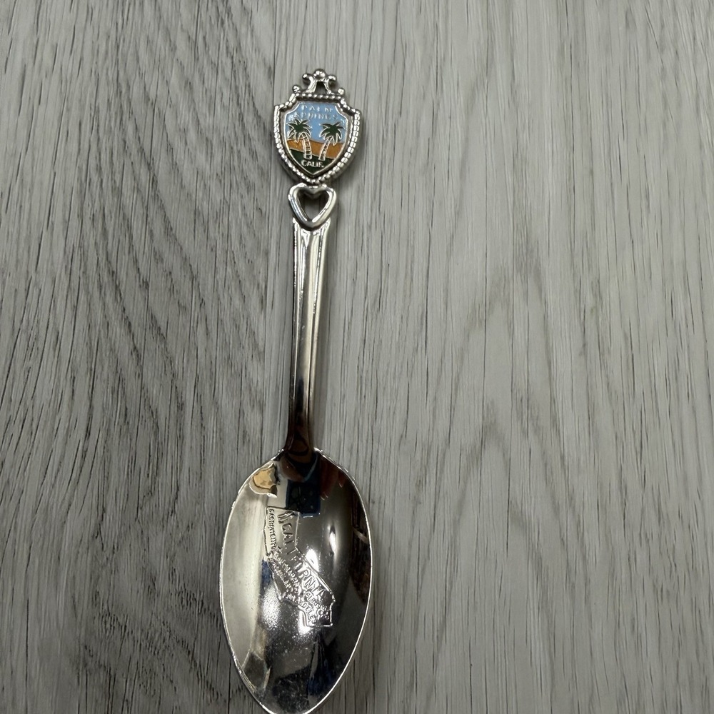 Palm Springs Calif Souvenir Spoon Fort 1985 Enamel Palm Trees